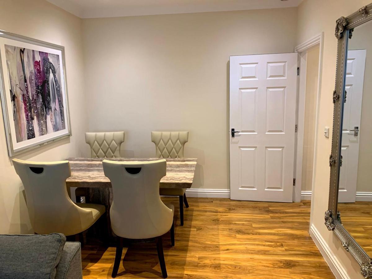 Apartment 5 - Two Bedroom Luxury Apartment Close To Town, Mainline Rail & Theatre Stylish And Comfortable Darlington  Exteriér fotografie