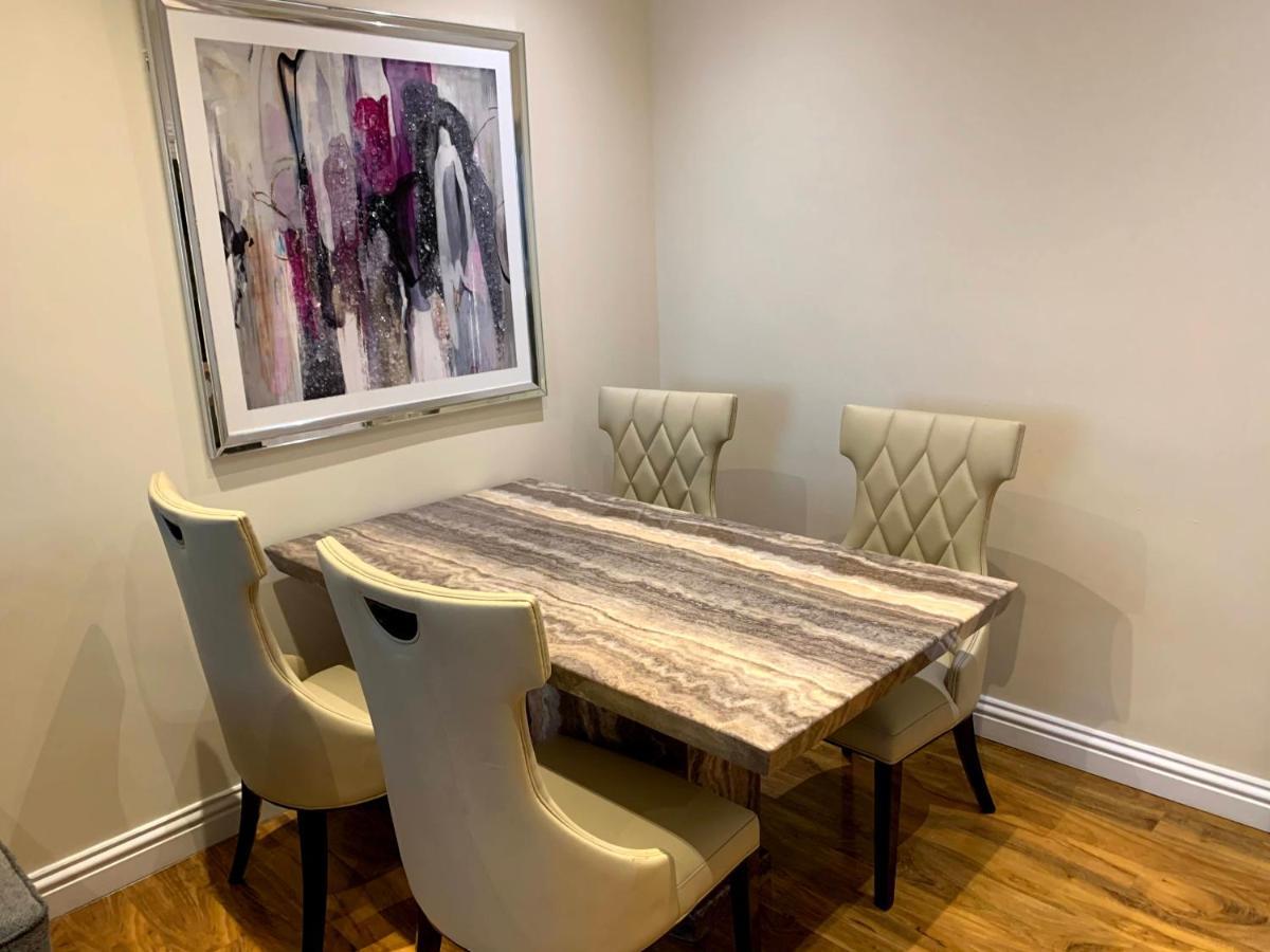 Apartment 5 - Two Bedroom Luxury Apartment Close To Town, Mainline Rail & Theatre Stylish And Comfortable Darlington  Exteriér fotografie